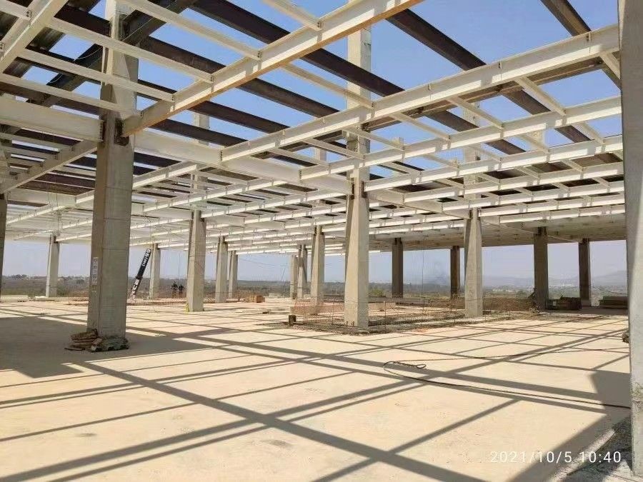 Customizable and Versatile Prefab Pre Made Steel Structure Warehouse for Finished Products Storage Use